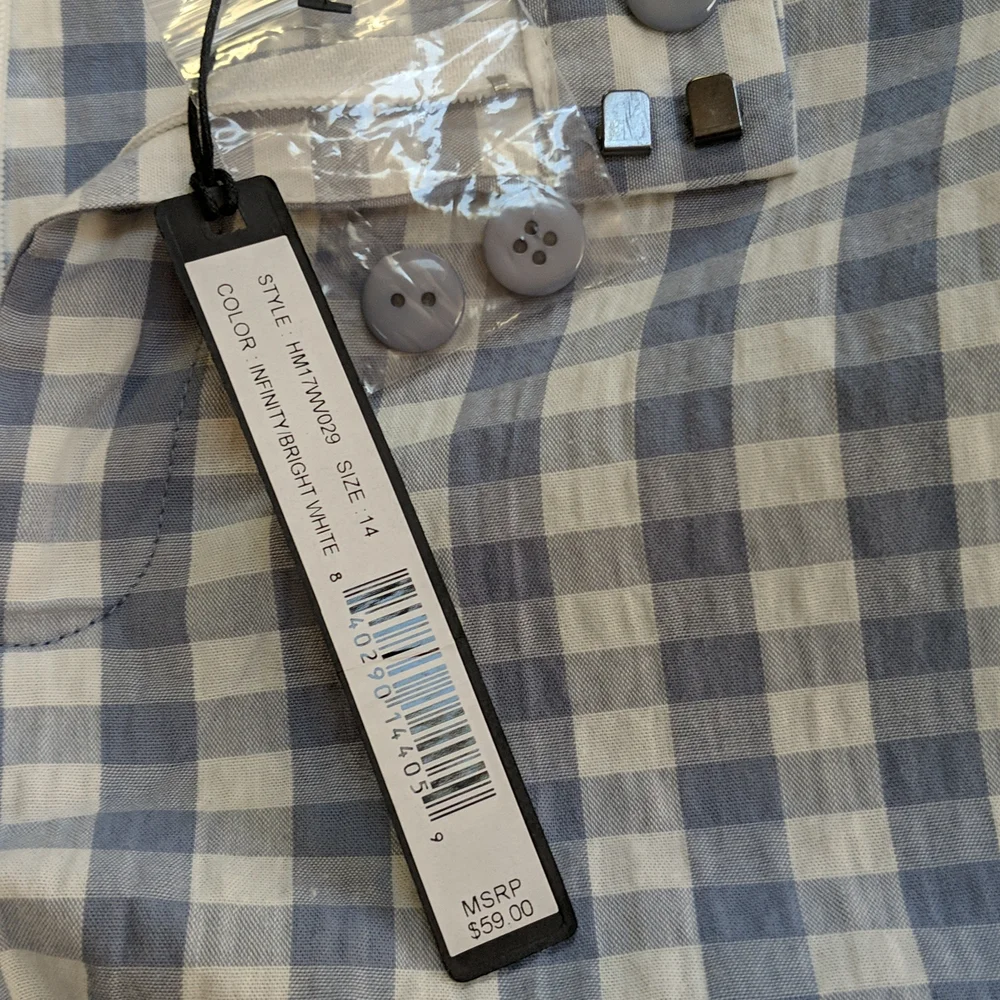 Harve Benard, light blue gingham shorts. Size 14